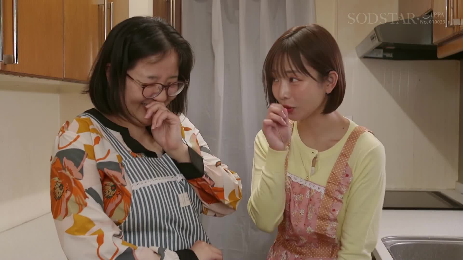 多年來首次回老家，在洗澡後偷看到兄嫁的裸體，無法抑制慾望，貪戀了3天。紗倉真菜 - AV大平台 - 中文字幕，成人影片，AV，國產，線上看